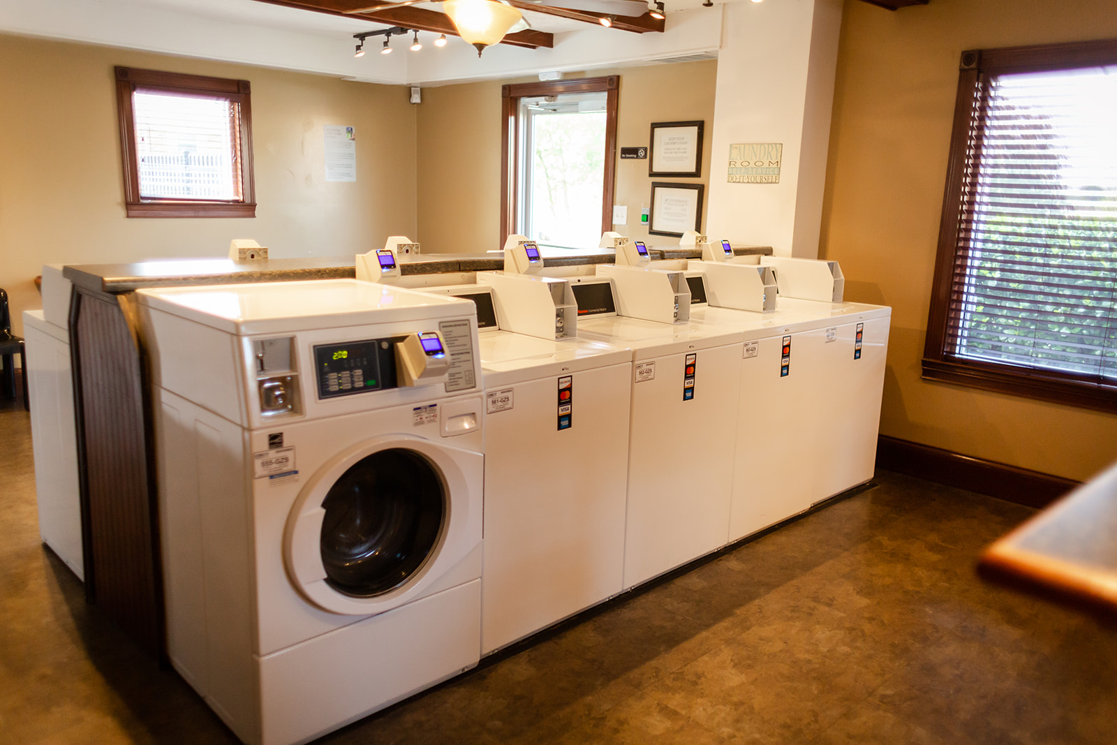 Photos Greenhaven Apartments